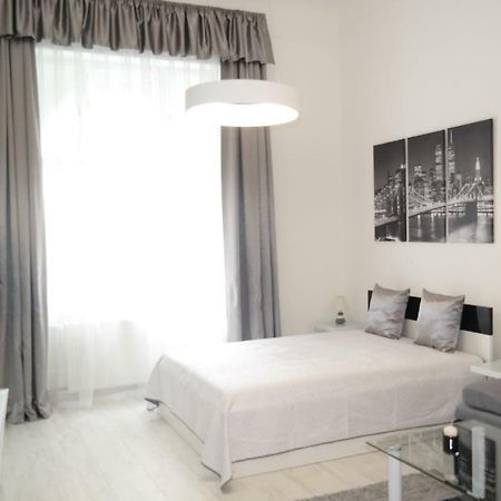 Hestia Apartment Budapest Bagian luar foto